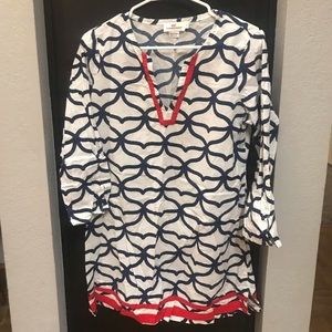 Vineyard vines beach / swim cover up size small